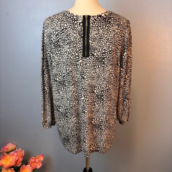 Dana Buchman Knit Sweater Women's Tan Bubble Snakeskin Back Zip Top - Picture 2 of 5